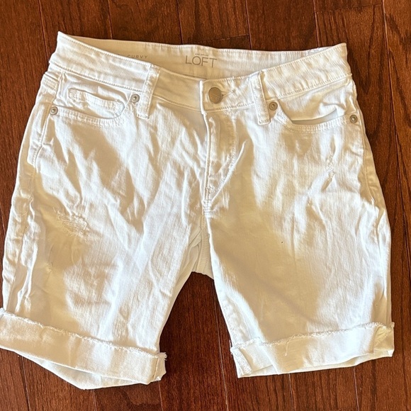 LOFT Pants - LOFT Curvy White Jean Shorts